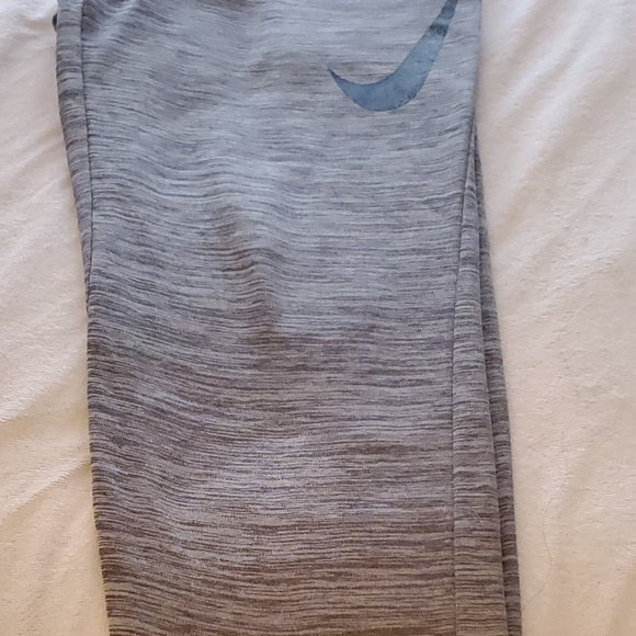 Boy's Nike Sweatpants Size XL - Picture 2 of 2